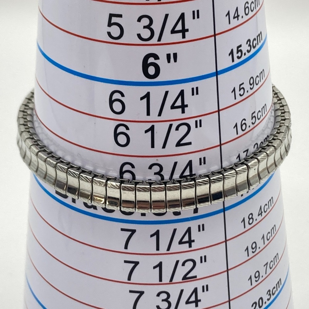 Vintage Inspired Womens Watch Silver Tone Crystals Stretch Band New Battery 6.75 - Picture 10 of 14